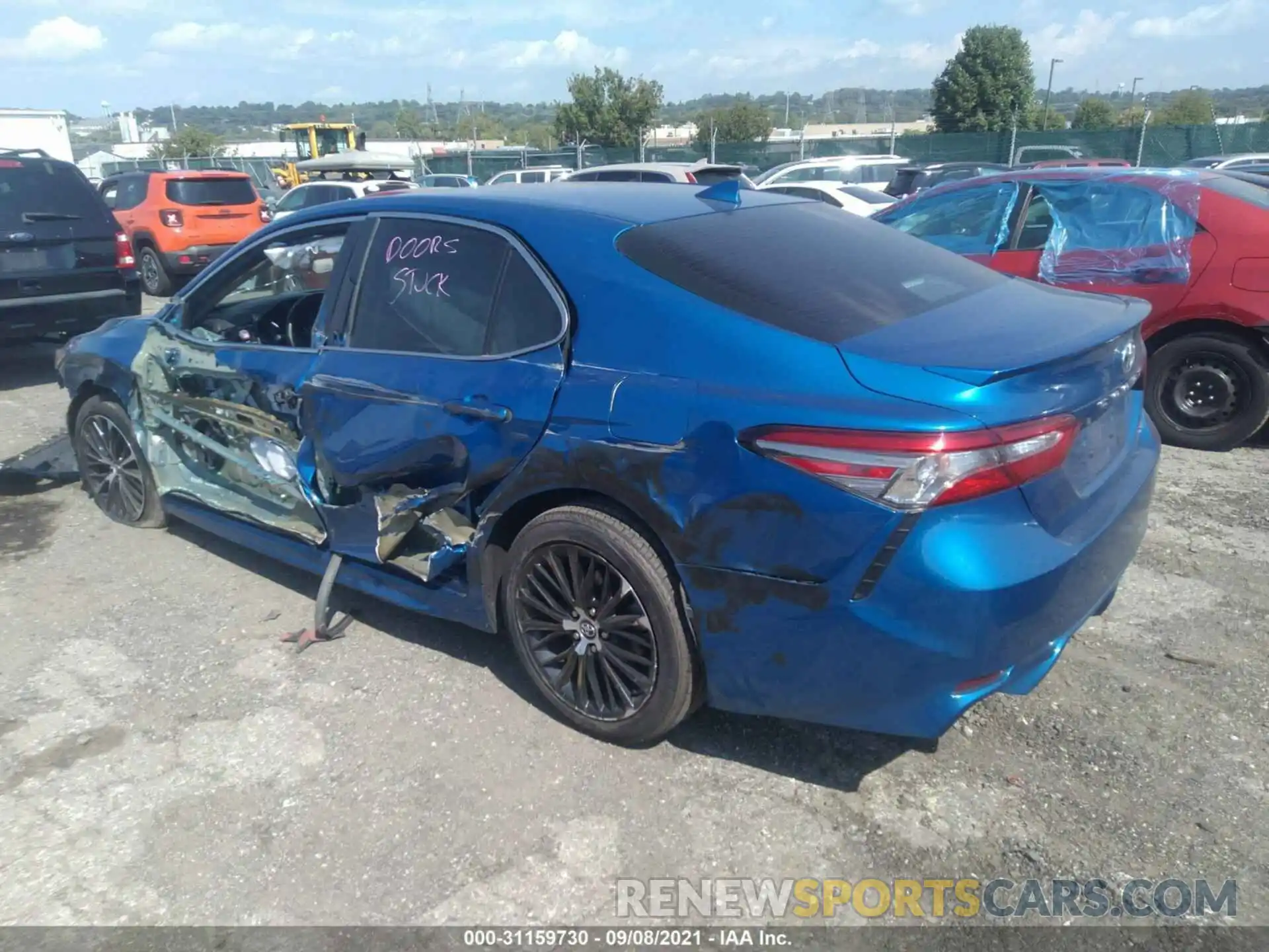 3 Photograph of a damaged car 4T1B11HK4KU246073 TOYOTA CAMRY 2019