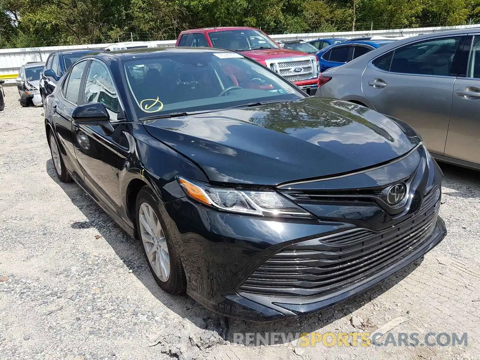 1 Photograph of a damaged car 4T1B11HK4KU248003 TOYOTA CAMRY 2019