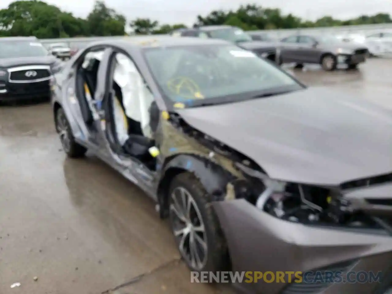 9 Photograph of a damaged car 4T1B11HK4KU248566 TOYOTA CAMRY 2019