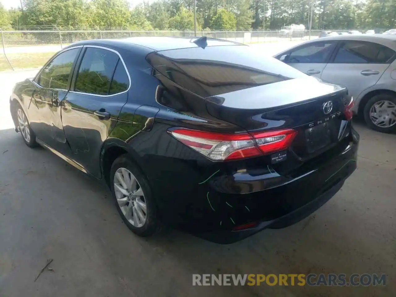 3 Photograph of a damaged car 4T1B11HK4KU249104 TOYOTA CAMRY 2019