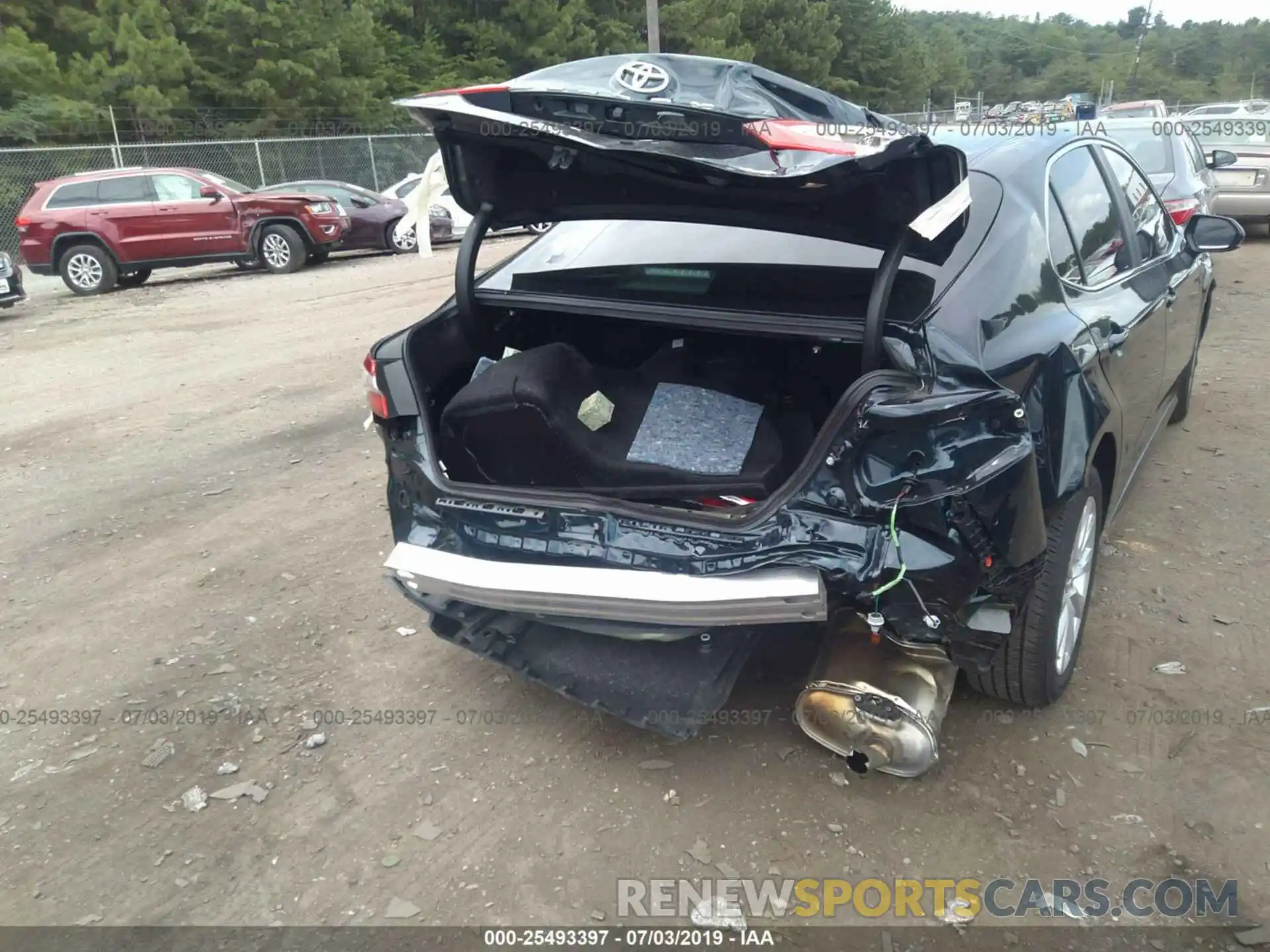 6 Photograph of a damaged car 4T1B11HK4KU249281 TOYOTA CAMRY 2019