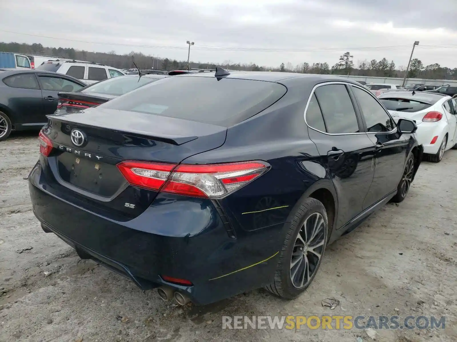 4 Photograph of a damaged car 4T1B11HK4KU250382 TOYOTA CAMRY 2019