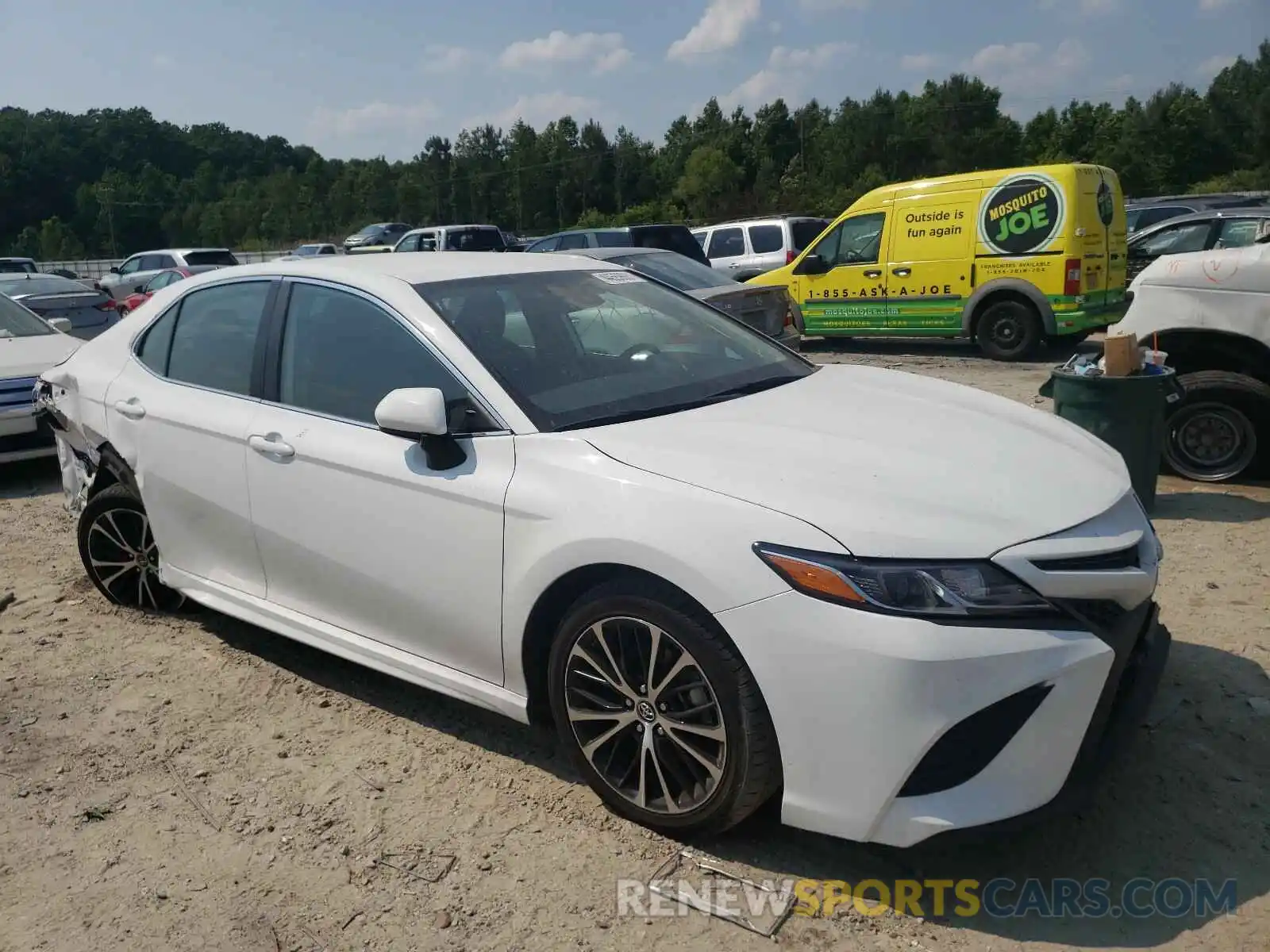 1 Photograph of a damaged car 4T1B11HK4KU251483 TOYOTA CAMRY 2019