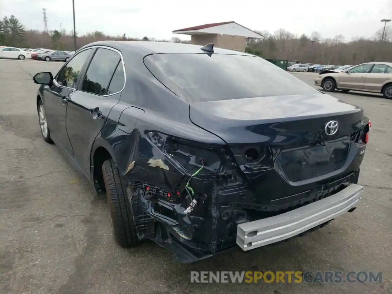 3 Photograph of a damaged car 4T1B11HK4KU252486 TOYOTA CAMRY 2019