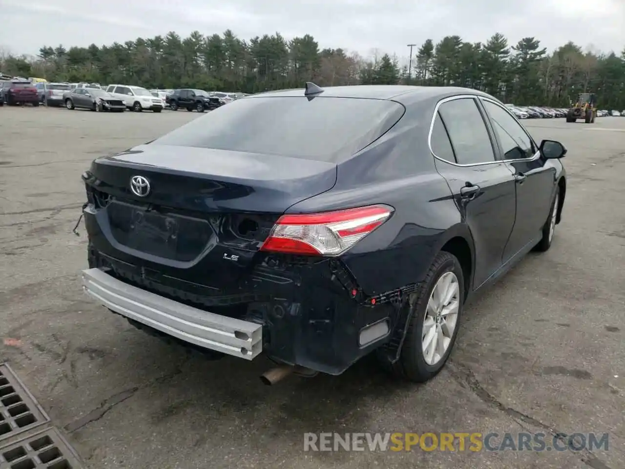 4 Photograph of a damaged car 4T1B11HK4KU252486 TOYOTA CAMRY 2019