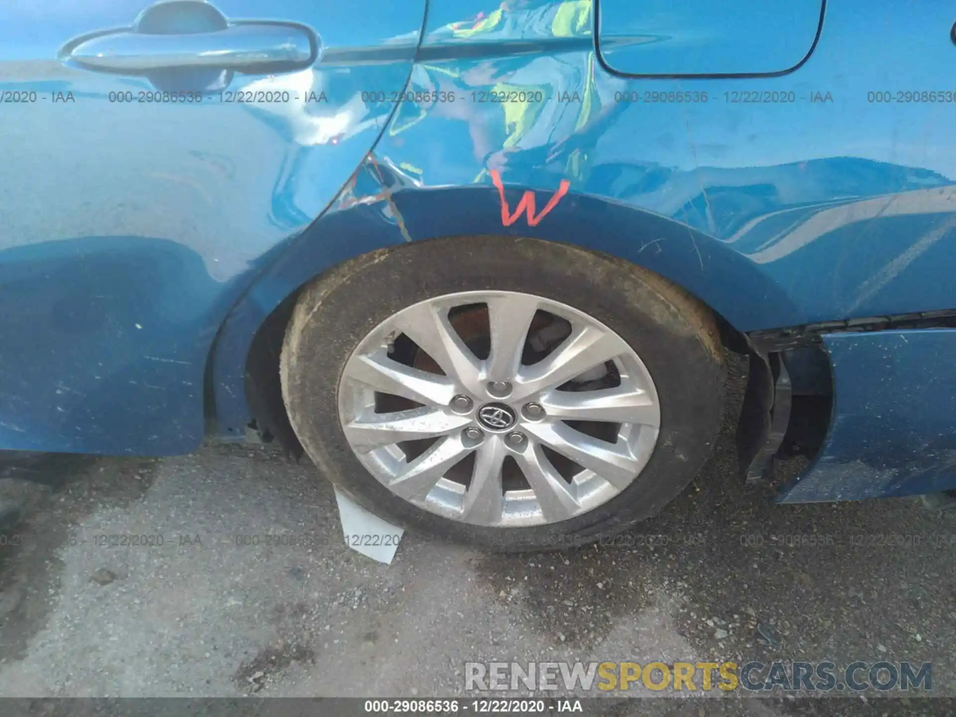 14 Photograph of a damaged car 4T1B11HK4KU253332 TOYOTA CAMRY 2019