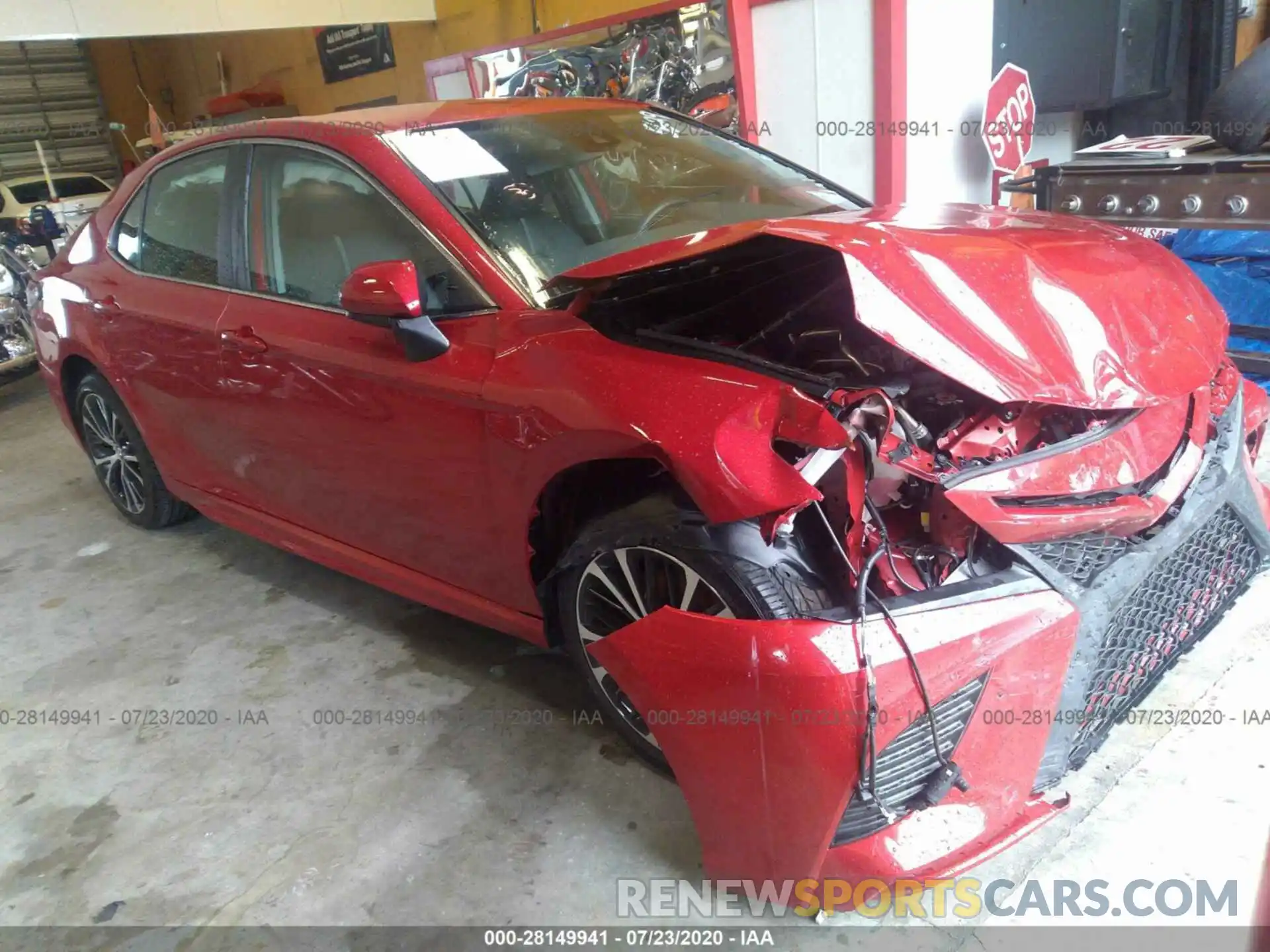 1 Photograph of a damaged car 4T1B11HK4KU255629 TOYOTA CAMRY 2019