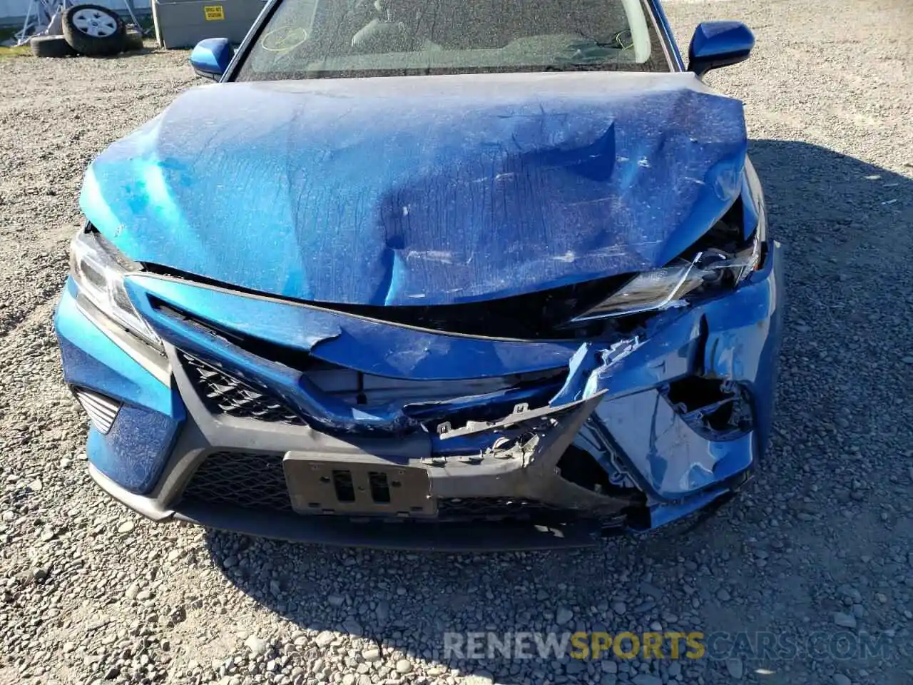 9 Photograph of a damaged car 4T1B11HK4KU255811 TOYOTA CAMRY 2019