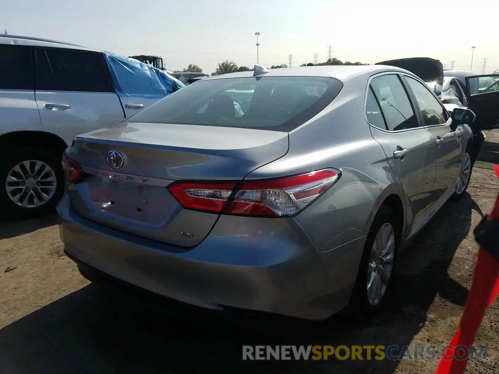 4 Photograph of a damaged car 4T1B11HK4KU256358 TOYOTA CAMRY 2019