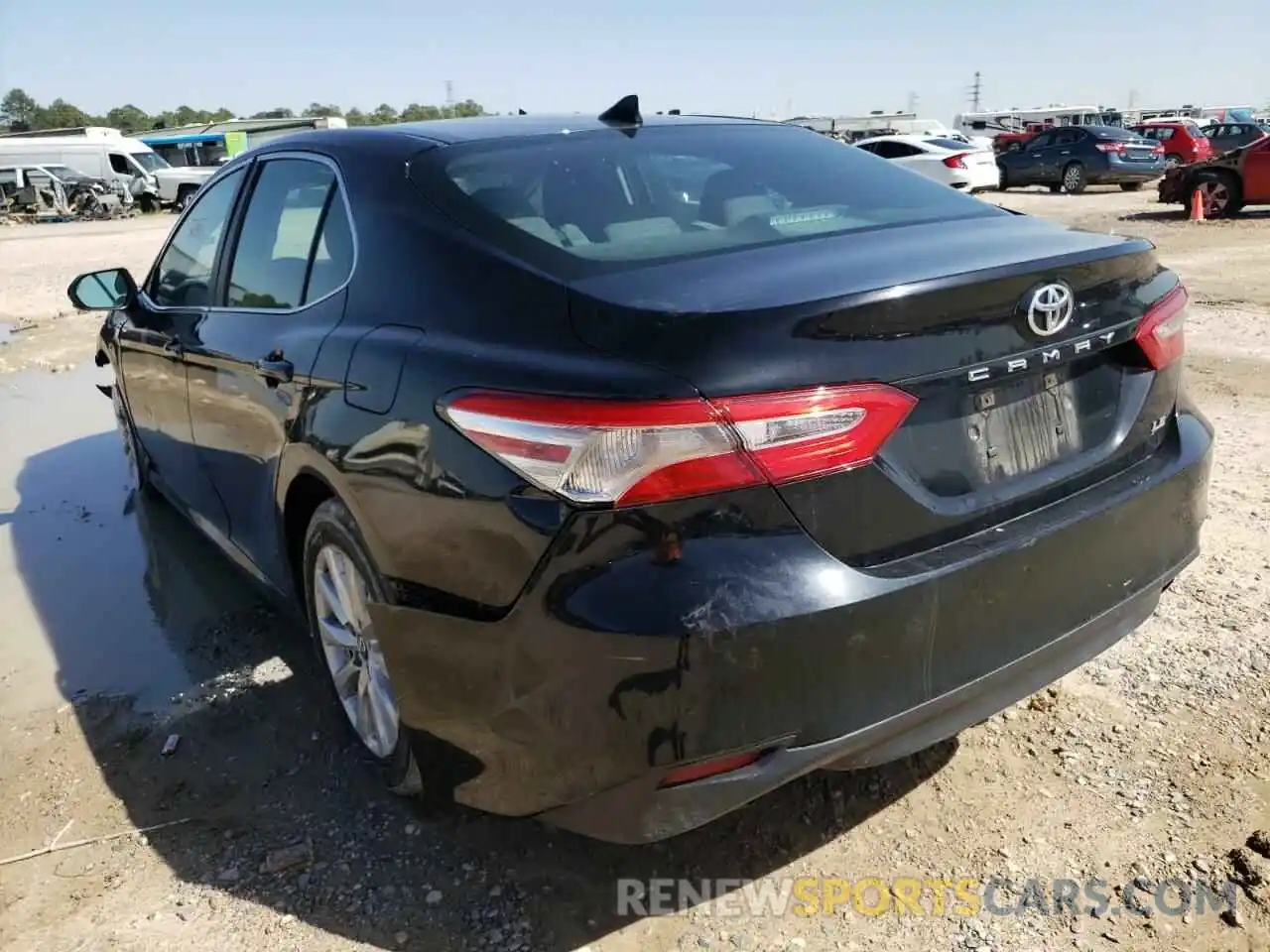 3 Photograph of a damaged car 4T1B11HK4KU256702 TOYOTA CAMRY 2019