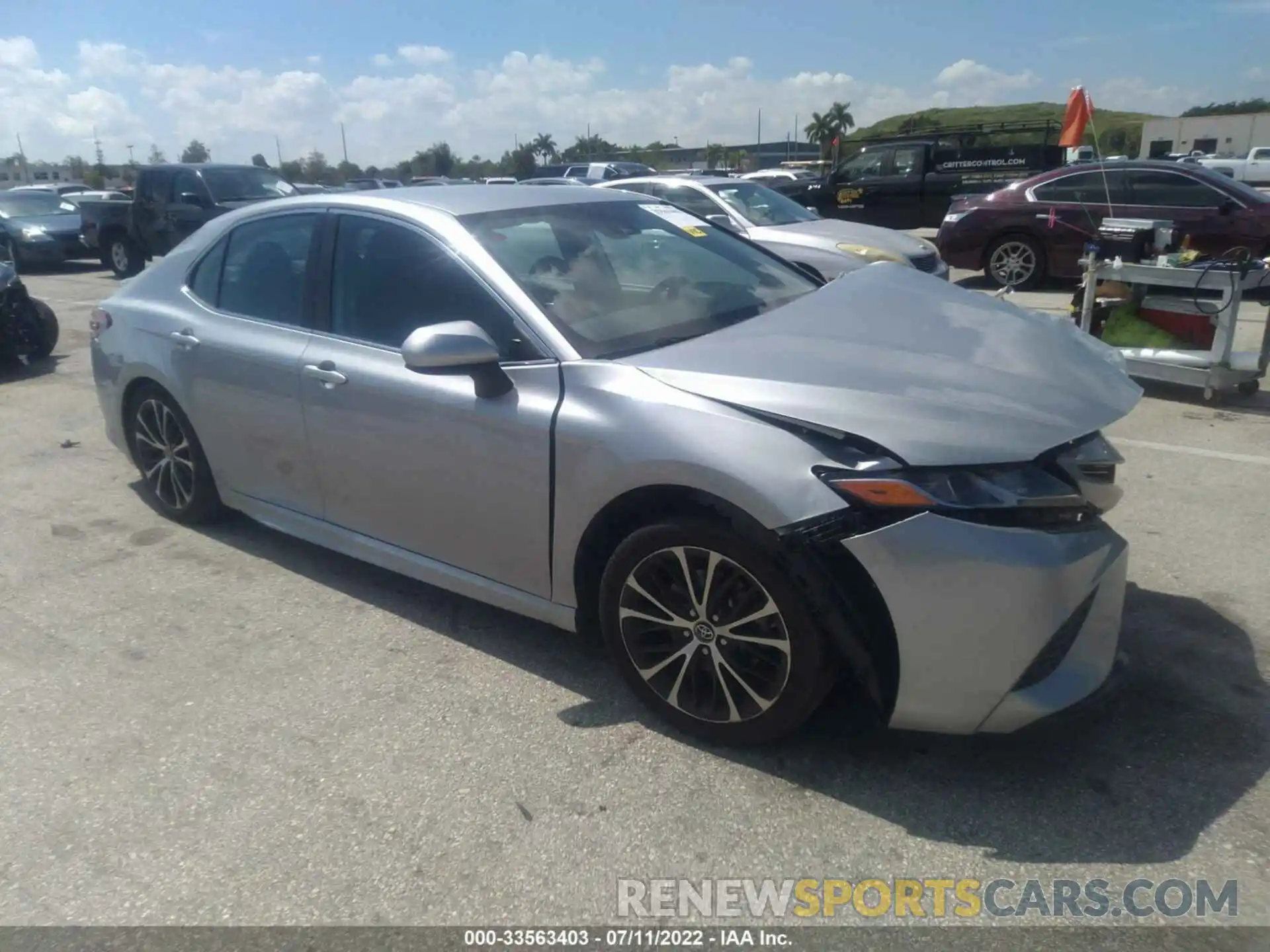 1 Photograph of a damaged car 4T1B11HK4KU258613 TOYOTA CAMRY 2019