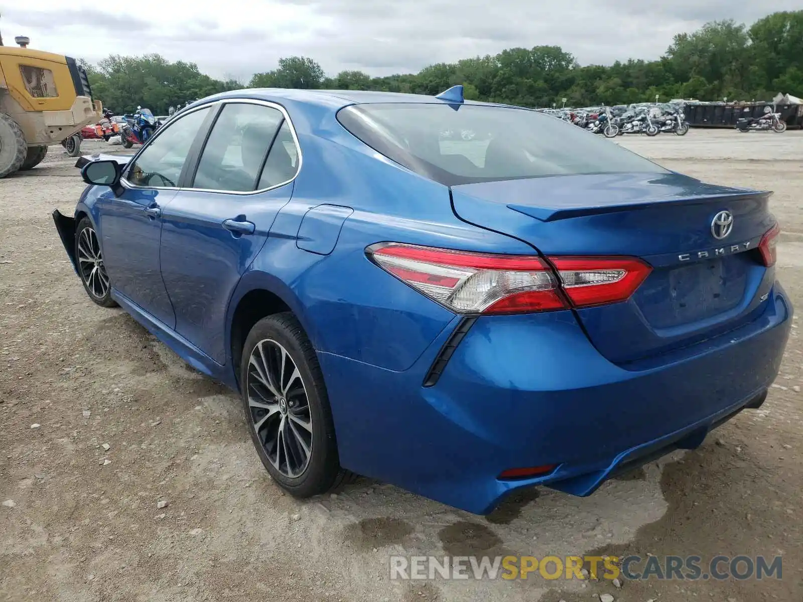 3 Photograph of a damaged car 4T1B11HK4KU259812 TOYOTA CAMRY 2019