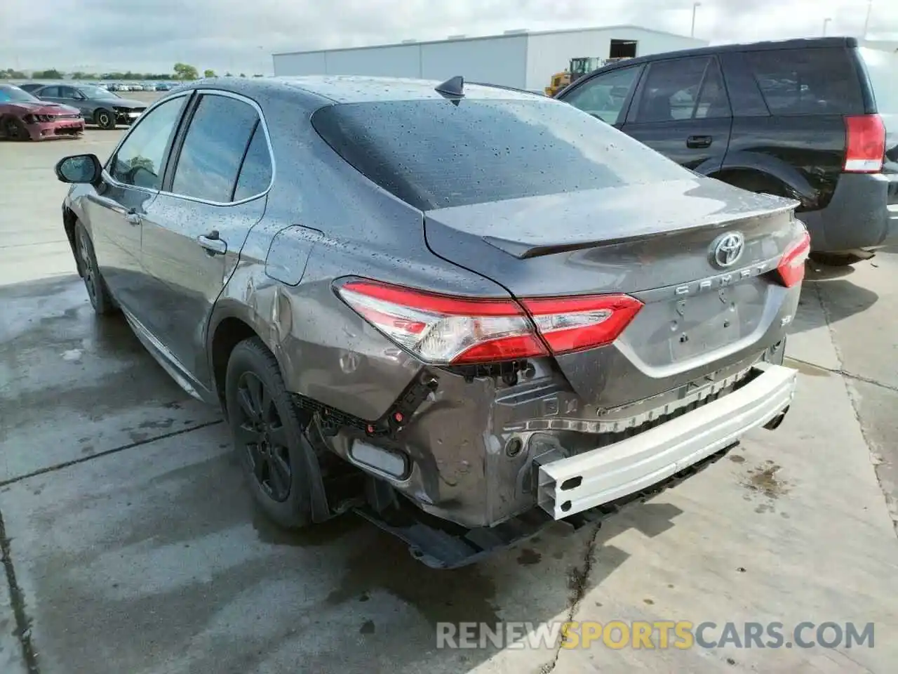 3 Photograph of a damaged car 4T1B11HK4KU260474 TOYOTA CAMRY 2019