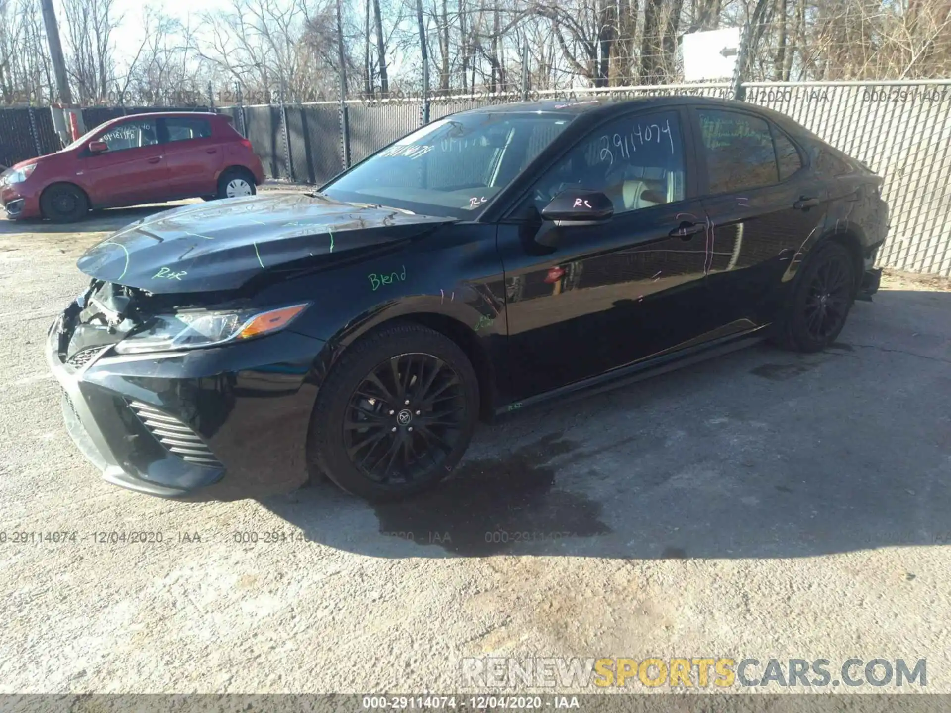 2 Photograph of a damaged car 4T1B11HK4KU260720 TOYOTA CAMRY 2019