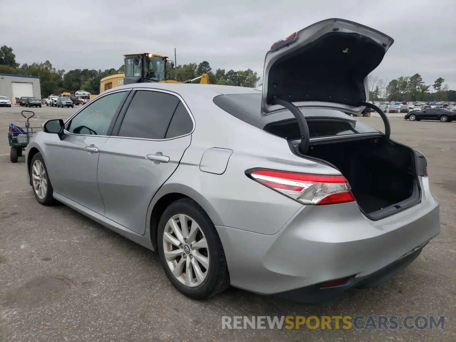 3 Photograph of a damaged car 4T1B11HK4KU261026 TOYOTA CAMRY 2019