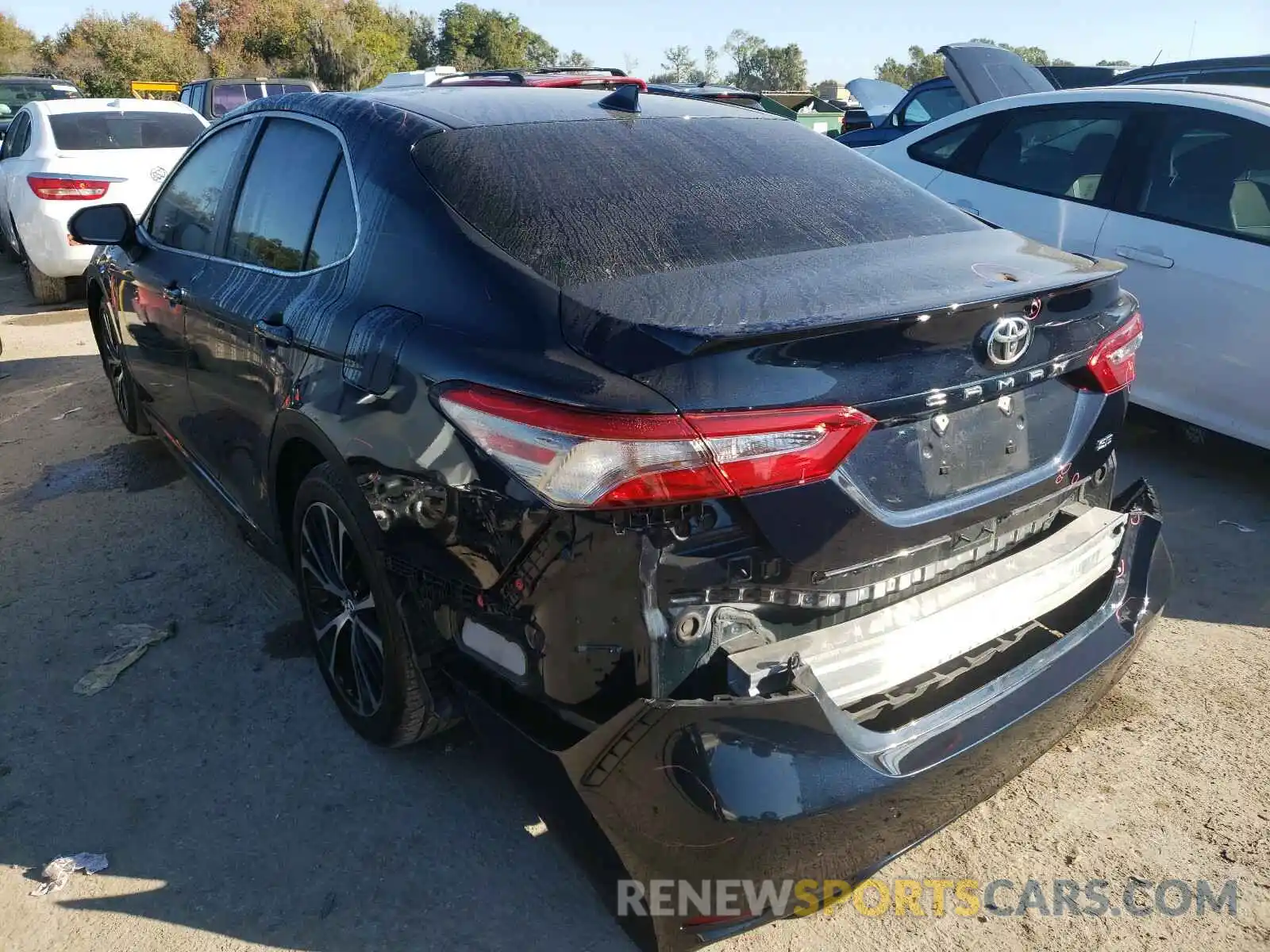 3 Photograph of a damaged car 4T1B11HK4KU261480 TOYOTA CAMRY 2019