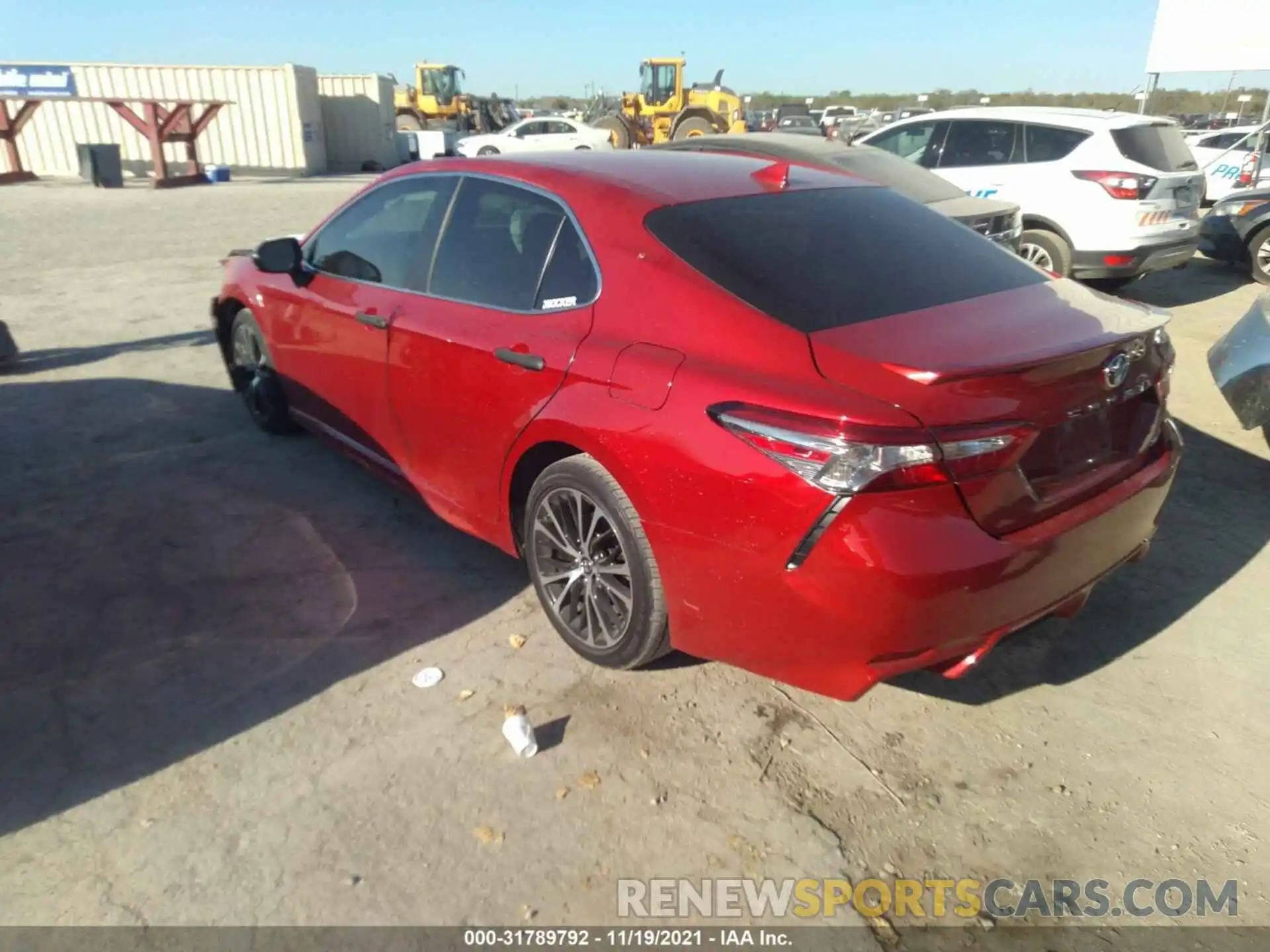 3 Фотография поврежденного автомобиля 4T1B11HK4KU262452 TOYOTA CAMRY 2019