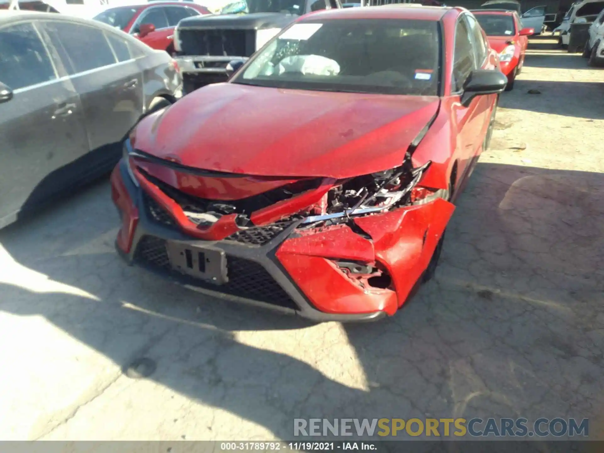 6 Photograph of a damaged car 4T1B11HK4KU262452 TOYOTA CAMRY 2019