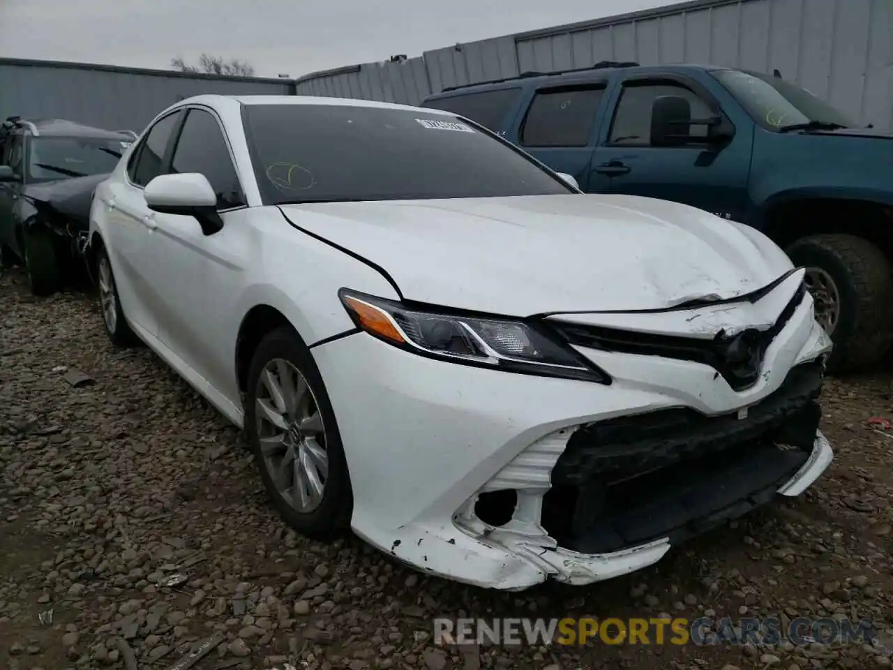 1 Photograph of a damaged car 4T1B11HK4KU264332 TOYOTA CAMRY 2019