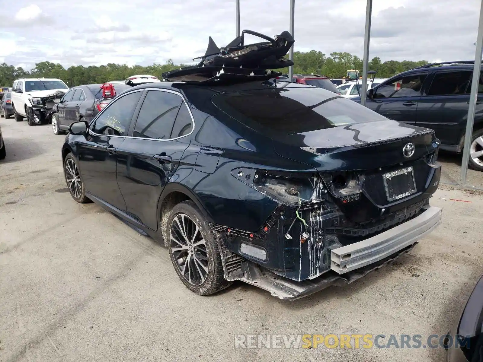 3 Photograph of a damaged car 4T1B11HK4KU265142 TOYOTA CAMRY 2019