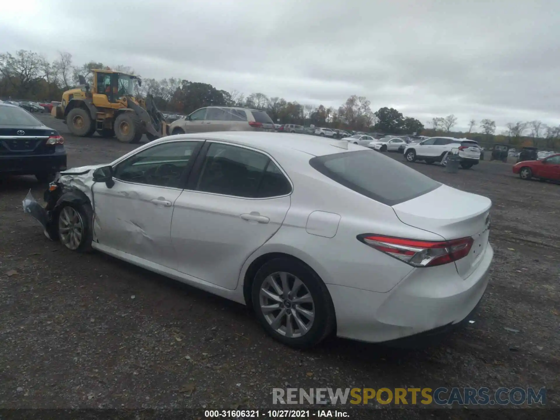 3 Photograph of a damaged car 4T1B11HK4KU265612 TOYOTA CAMRY 2019