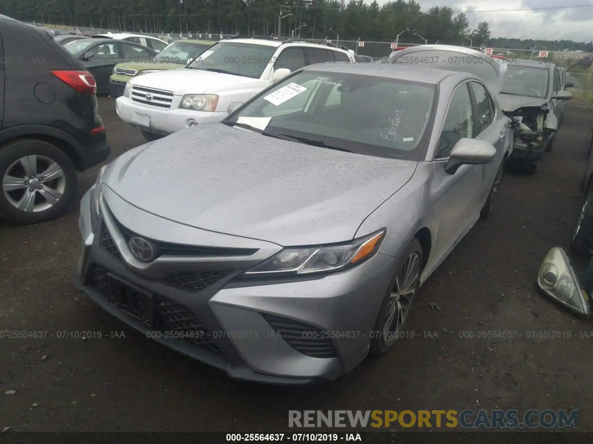 2 Photograph of a damaged car 4T1B11HK4KU265769 TOYOTA CAMRY 2019