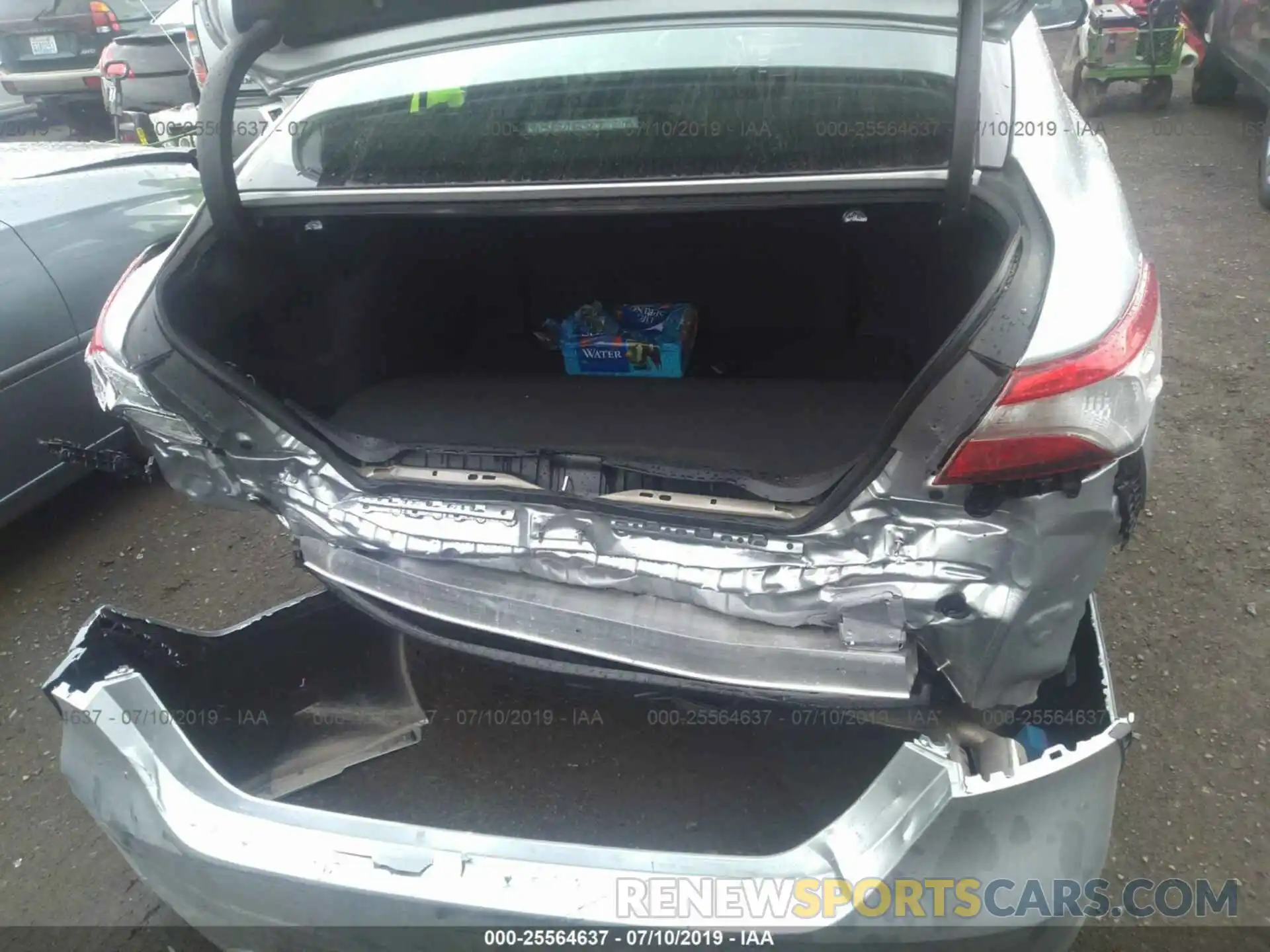 6 Photograph of a damaged car 4T1B11HK4KU265769 TOYOTA CAMRY 2019