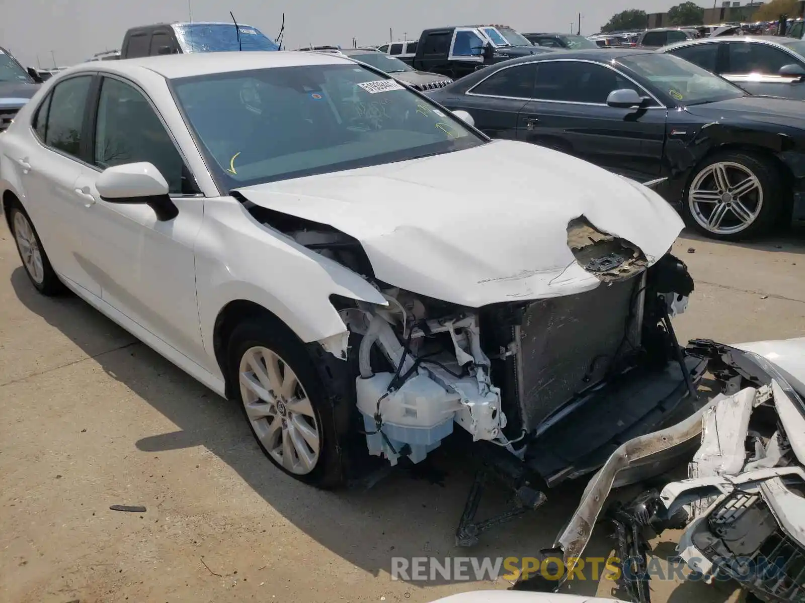 9 Photograph of a damaged car 4T1B11HK4KU266131 TOYOTA CAMRY 2019