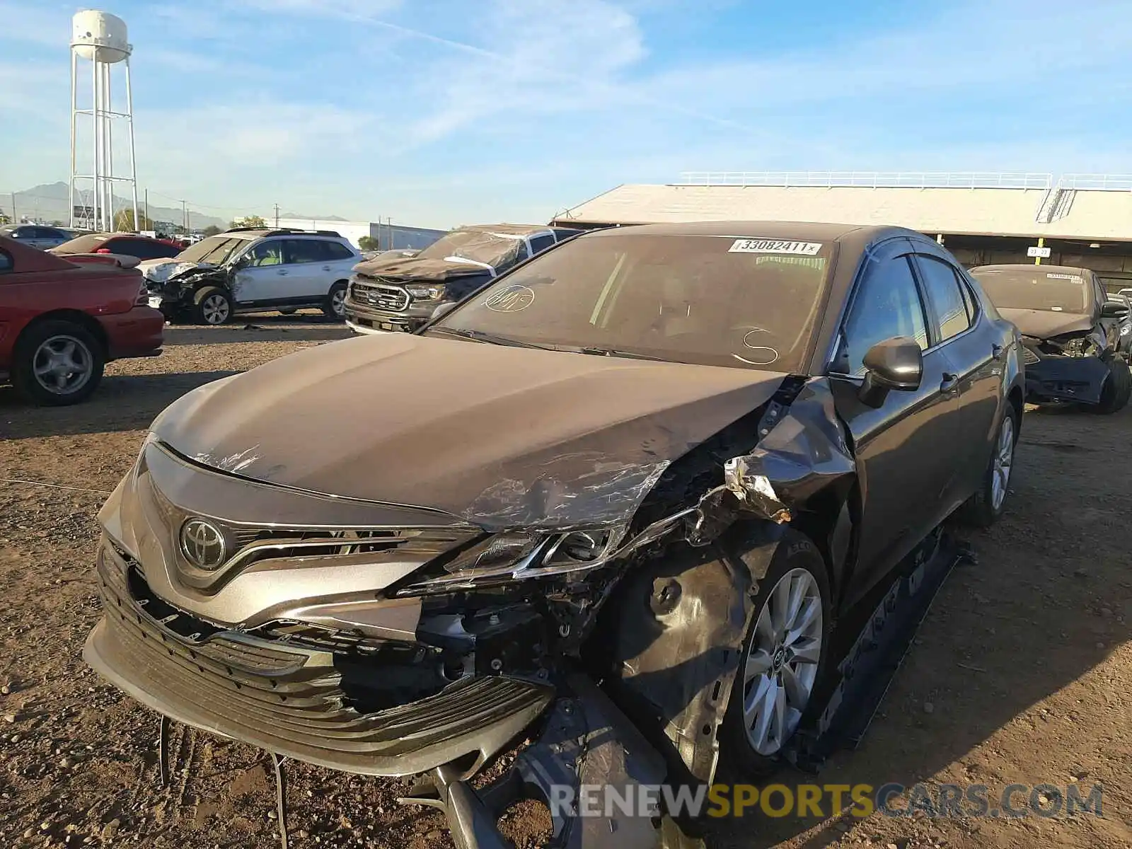 2 Photograph of a damaged car 4T1B11HK4KU266324 TOYOTA CAMRY 2019