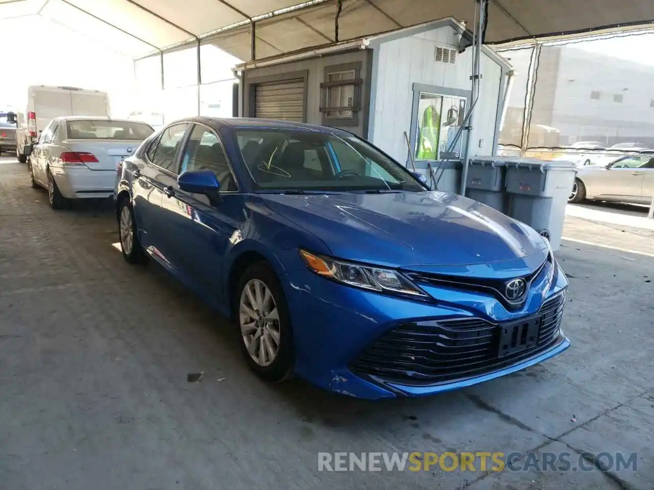 1 Photograph of a damaged car 4T1B11HK4KU267005 TOYOTA CAMRY 2019