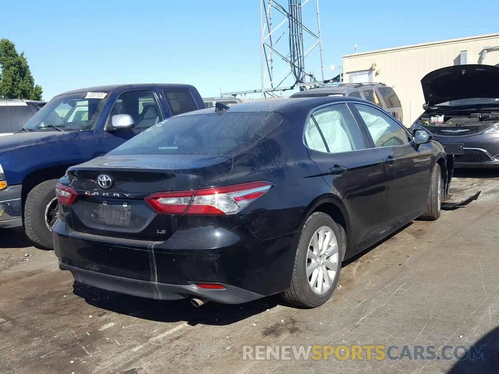 4 Photograph of a damaged car 4T1B11HK4KU270261 TOYOTA CAMRY 2019