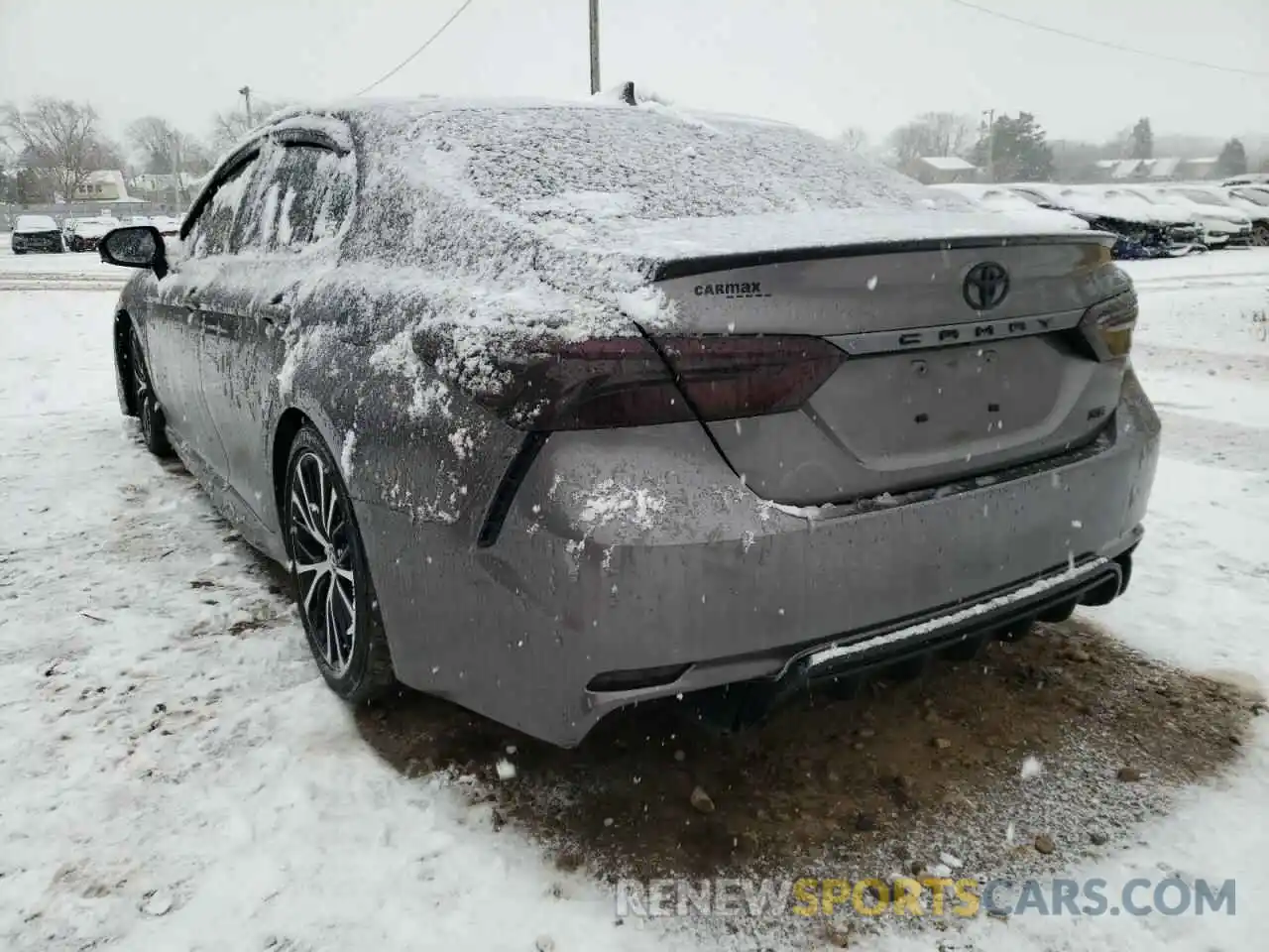 3 Photograph of a damaged car 4T1B11HK4KU270583 TOYOTA CAMRY 2019