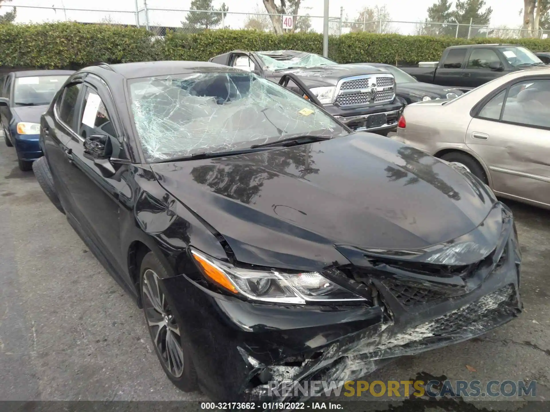 1 Photograph of a damaged car 4T1B11HK4KU271457 TOYOTA CAMRY 2019