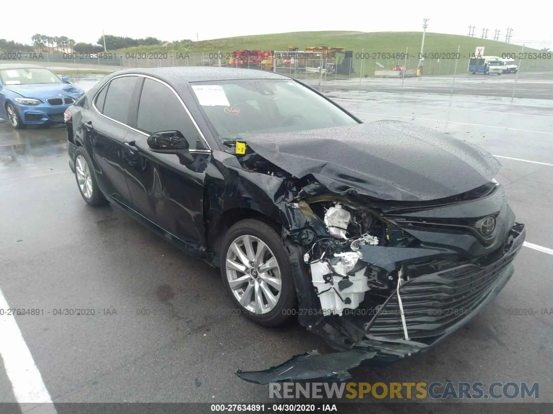 1 Photograph of a damaged car 4T1B11HK4KU273743 TOYOTA CAMRY 2019