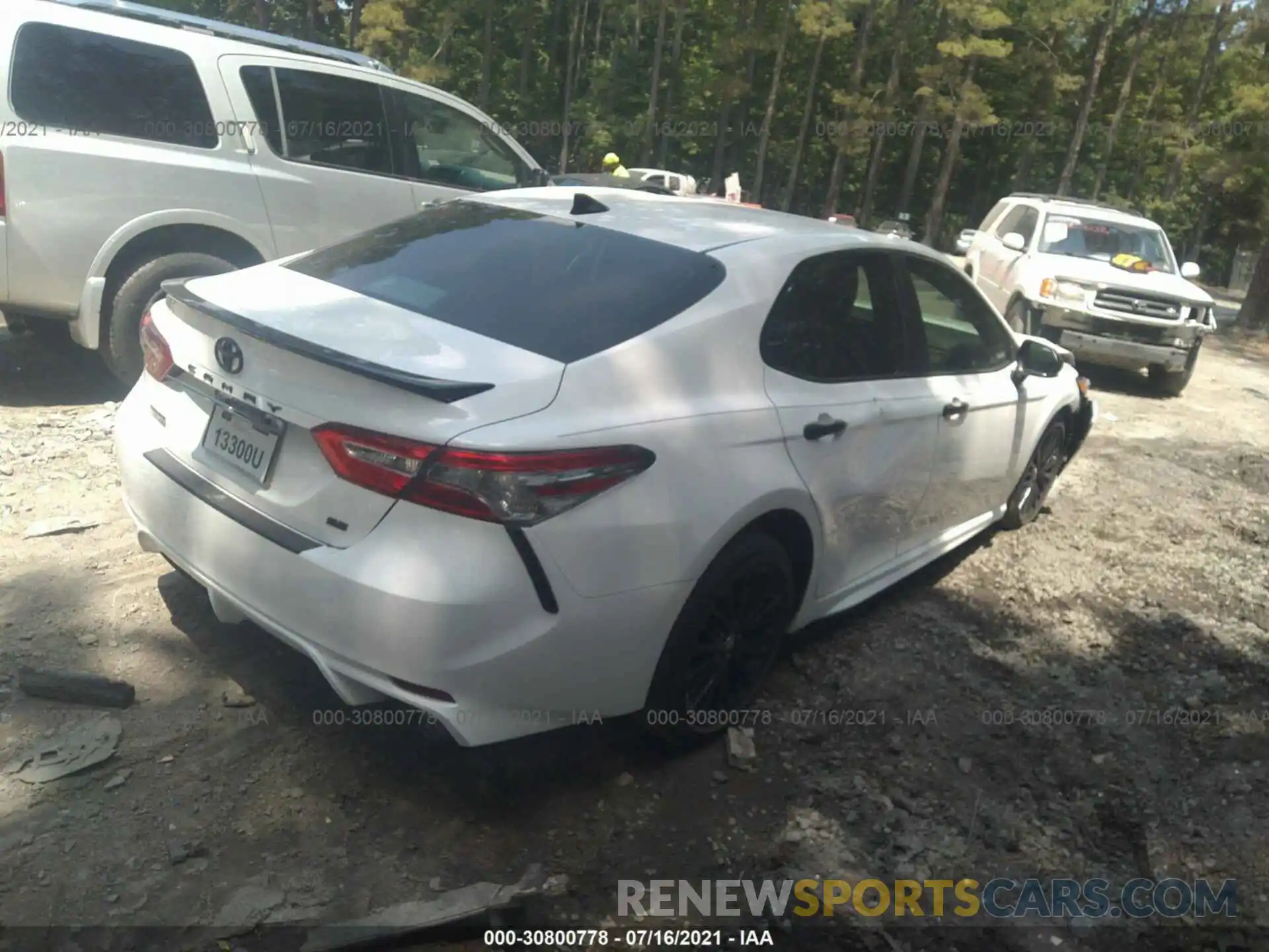 4 Photograph of a damaged car 4T1B11HK4KU274553 TOYOTA CAMRY 2019