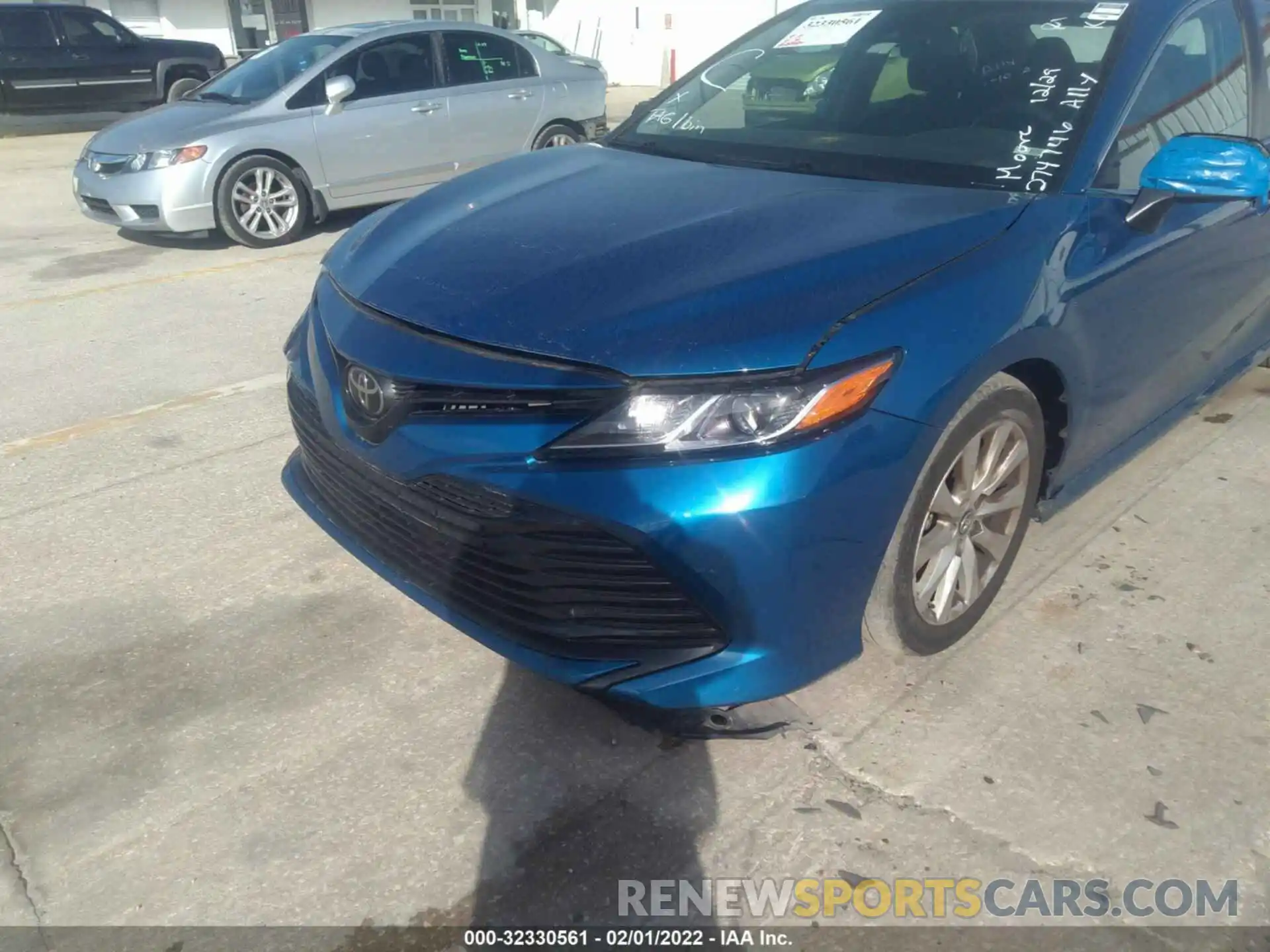 6 Photograph of a damaged car 4T1B11HK4KU274746 TOYOTA CAMRY 2019