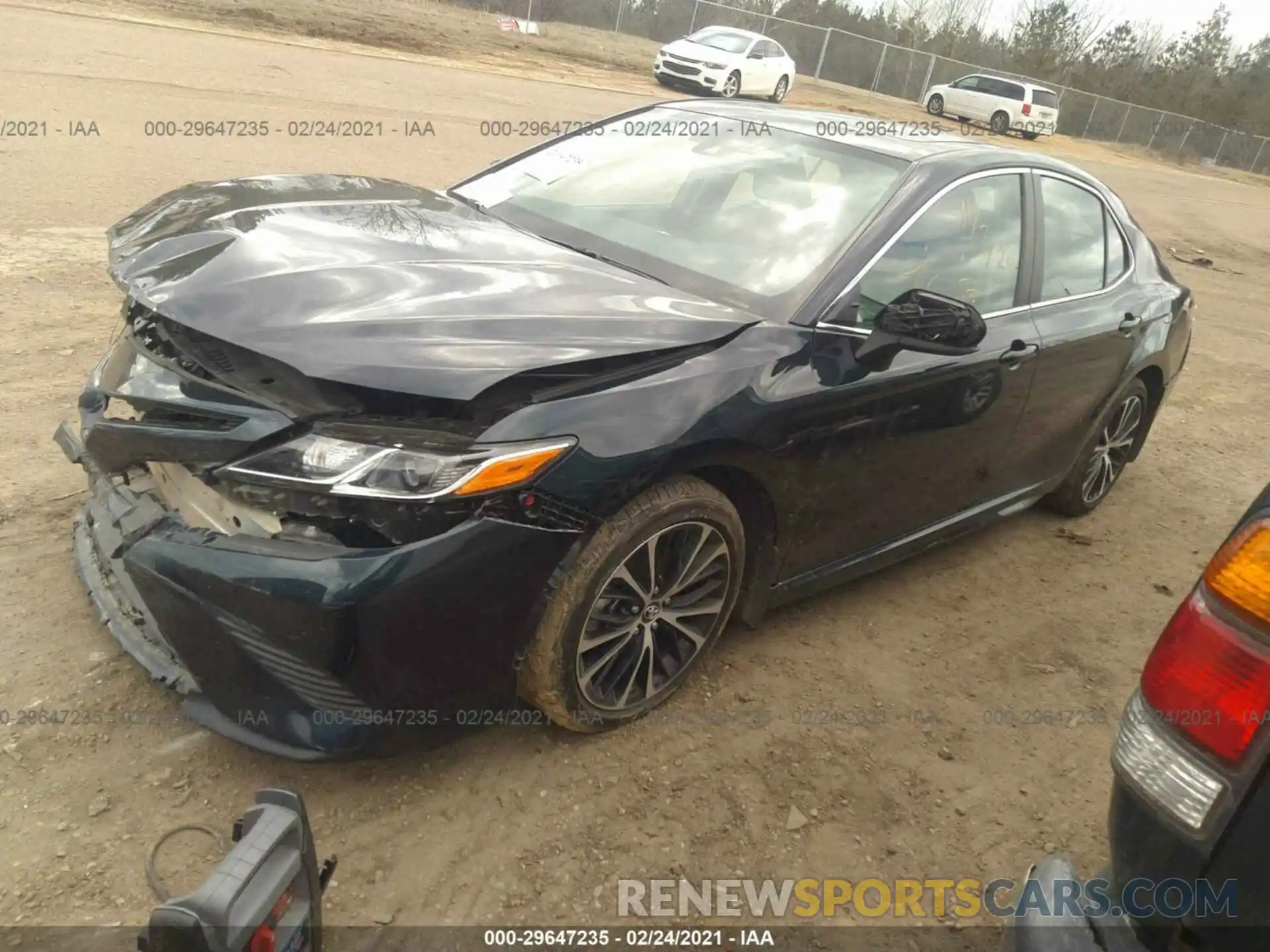 2 Photograph of a damaged car 4T1B11HK4KU275587 TOYOTA CAMRY 2019