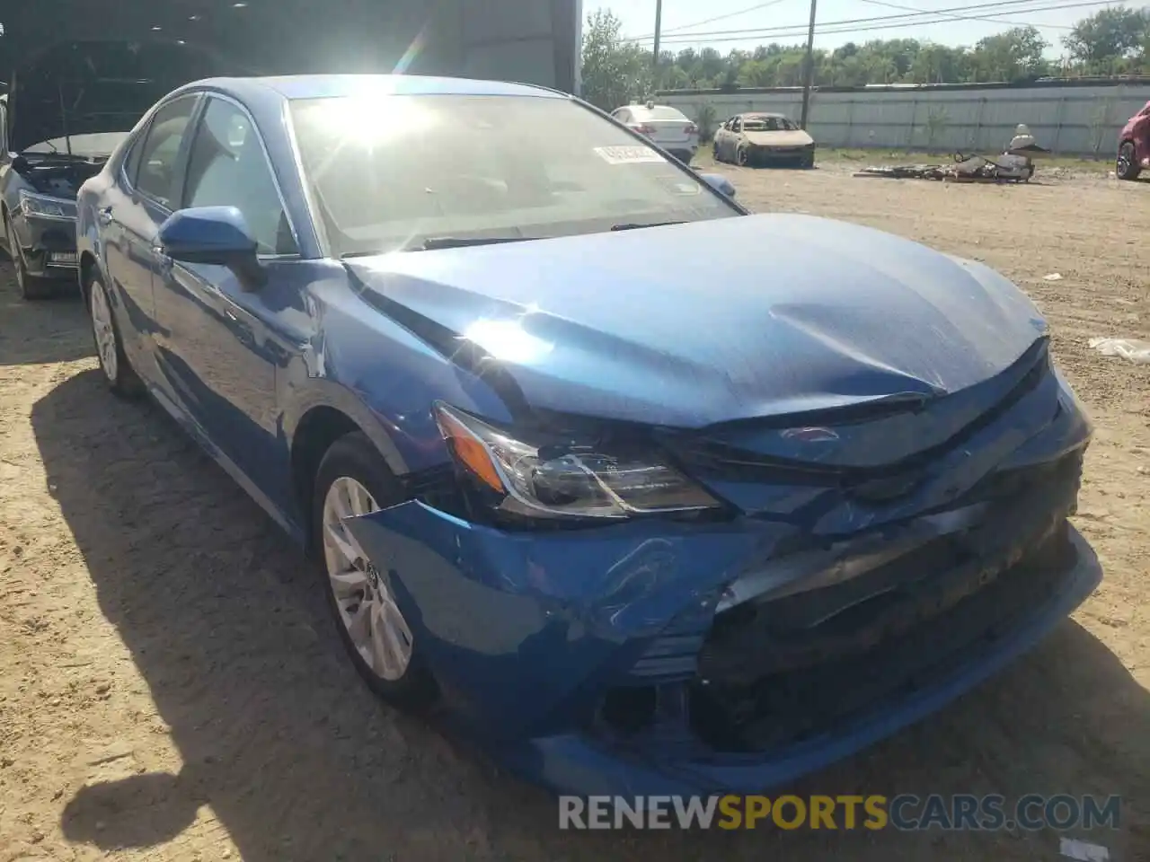 1 Photograph of a damaged car 4T1B11HK4KU276206 TOYOTA CAMRY 2019