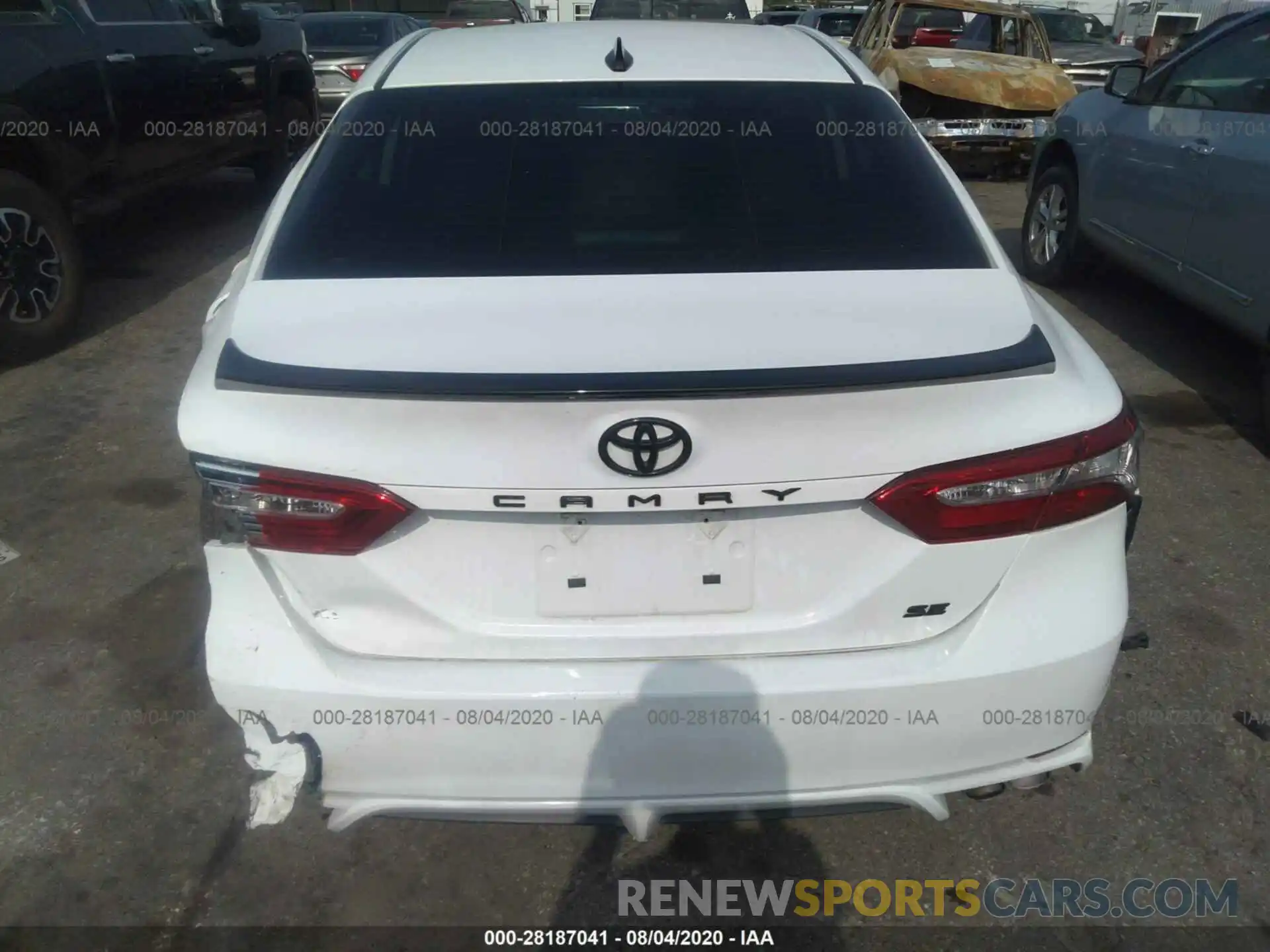 6 Фотография поврежденного автомобиля 4T1B11HK4KU276528 TOYOTA CAMRY 2019