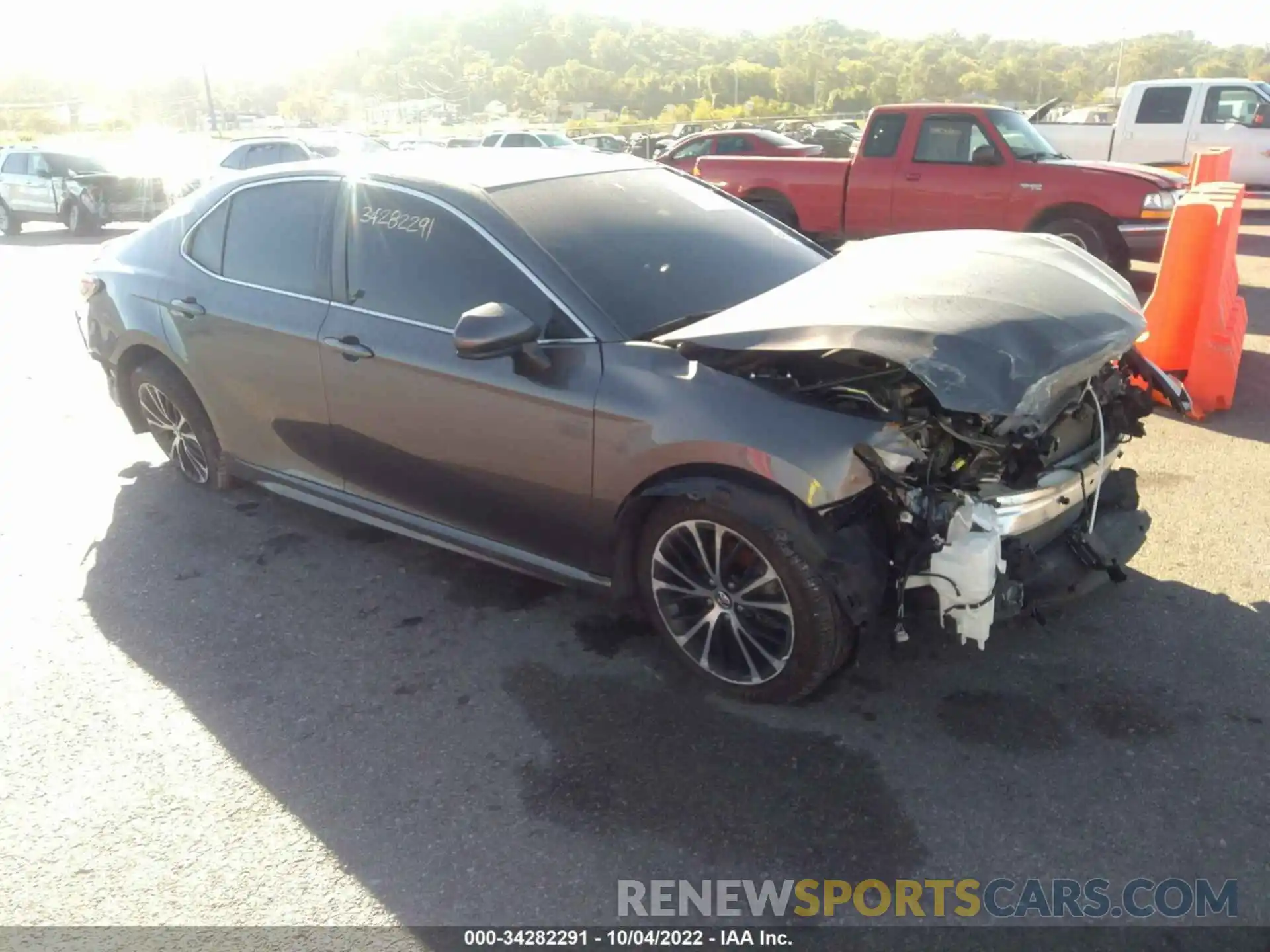 1 Photograph of a damaged car 4T1B11HK4KU277288 TOYOTA CAMRY 2019