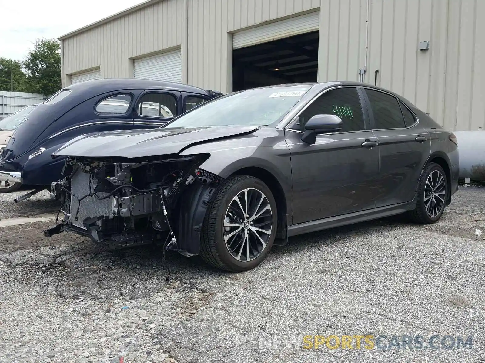 2 Photograph of a damaged car 4T1B11HK4KU279171 TOYOTA CAMRY 2019