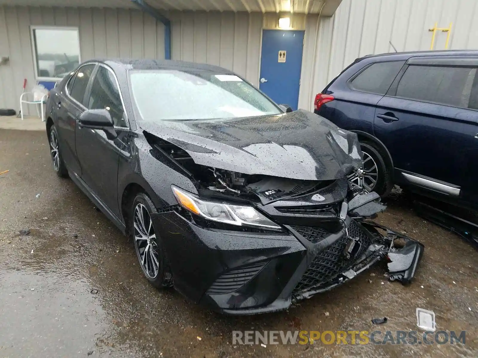 1 Photograph of a damaged car 4T1B11HK4KU279364 TOYOTA CAMRY 2019