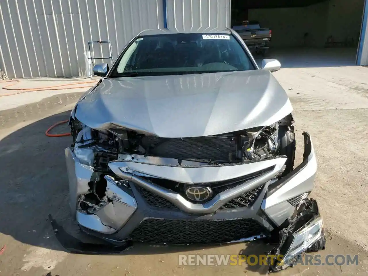 5 Photograph of a damaged car 4T1B11HK4KU280417 TOYOTA CAMRY 2019