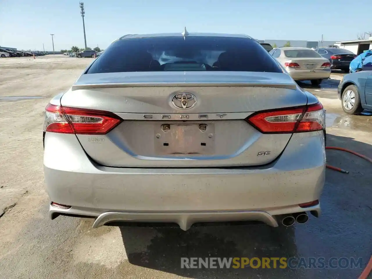 6 Photograph of a damaged car 4T1B11HK4KU280417 TOYOTA CAMRY 2019