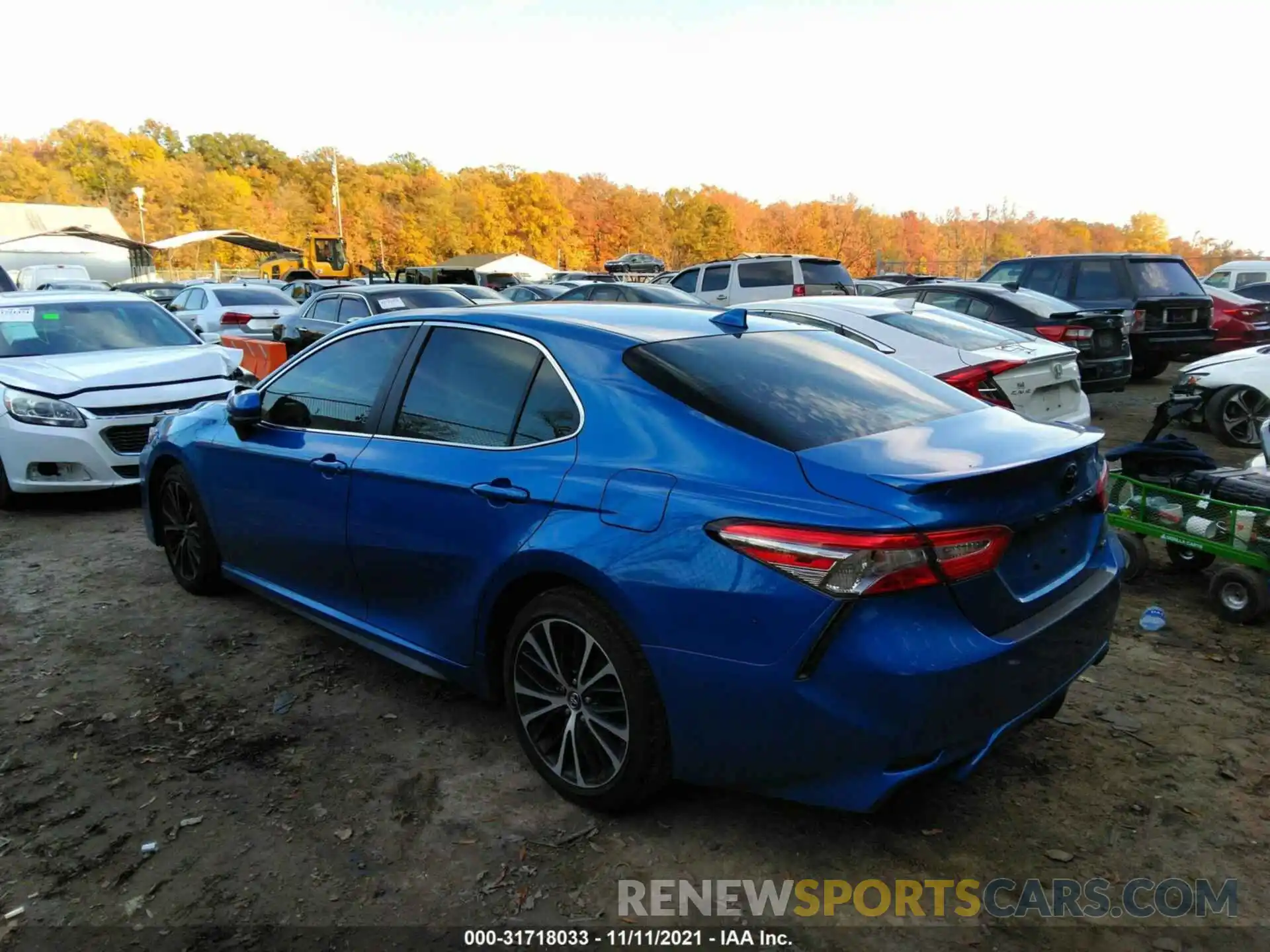 3 Photograph of a damaged car 4T1B11HK4KU281390 TOYOTA CAMRY 2019