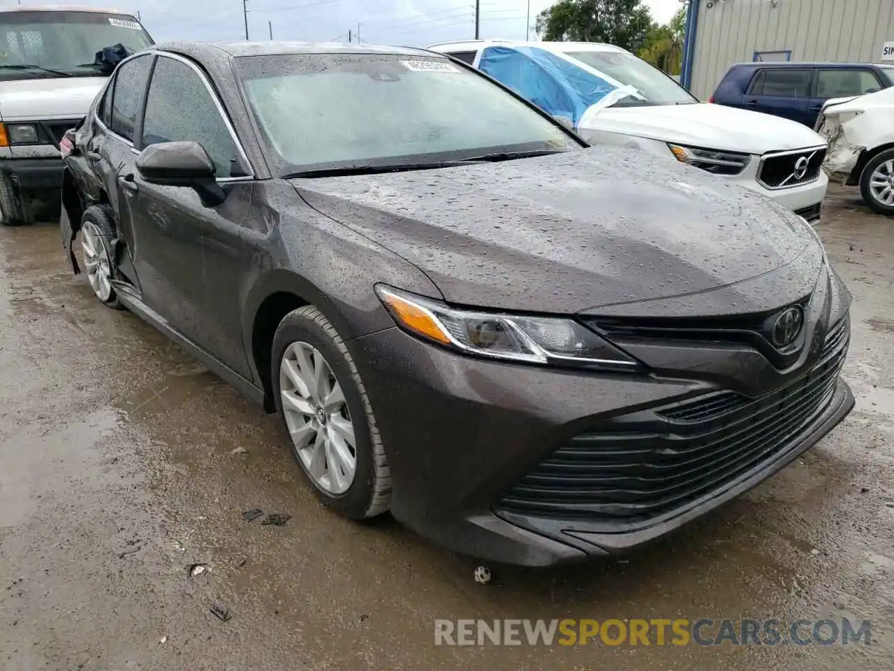 1 Photograph of a damaged car 4T1B11HK4KU283804 TOYOTA CAMRY 2019