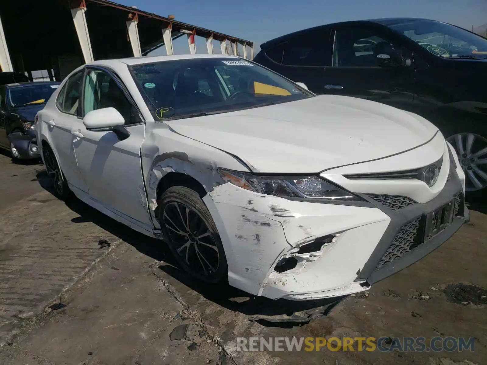 1 Photograph of a damaged car 4T1B11HK4KU286038 TOYOTA CAMRY 2019