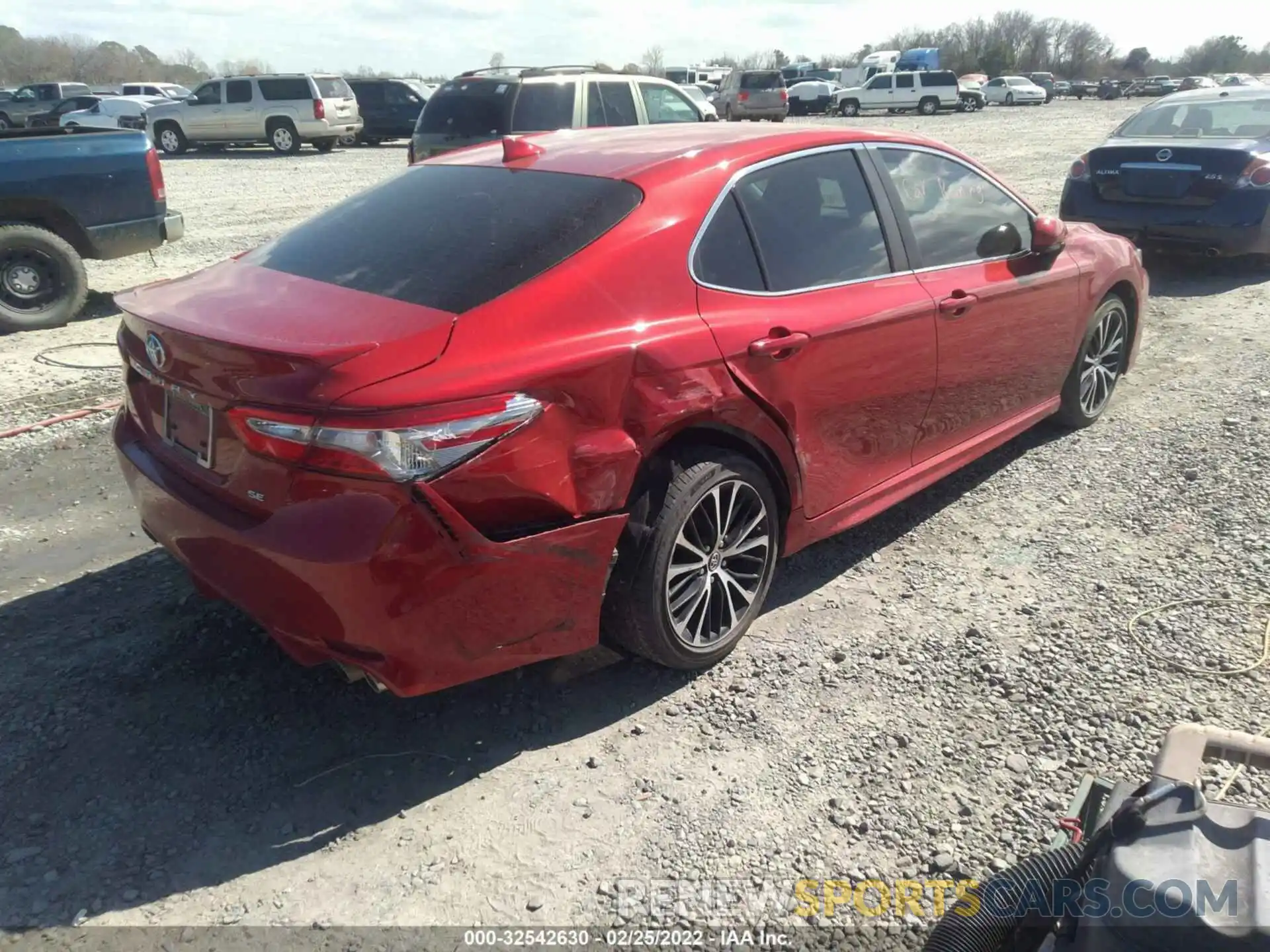 4 Фотография поврежденного автомобиля 4T1B11HK4KU286766 TOYOTA CAMRY 2019