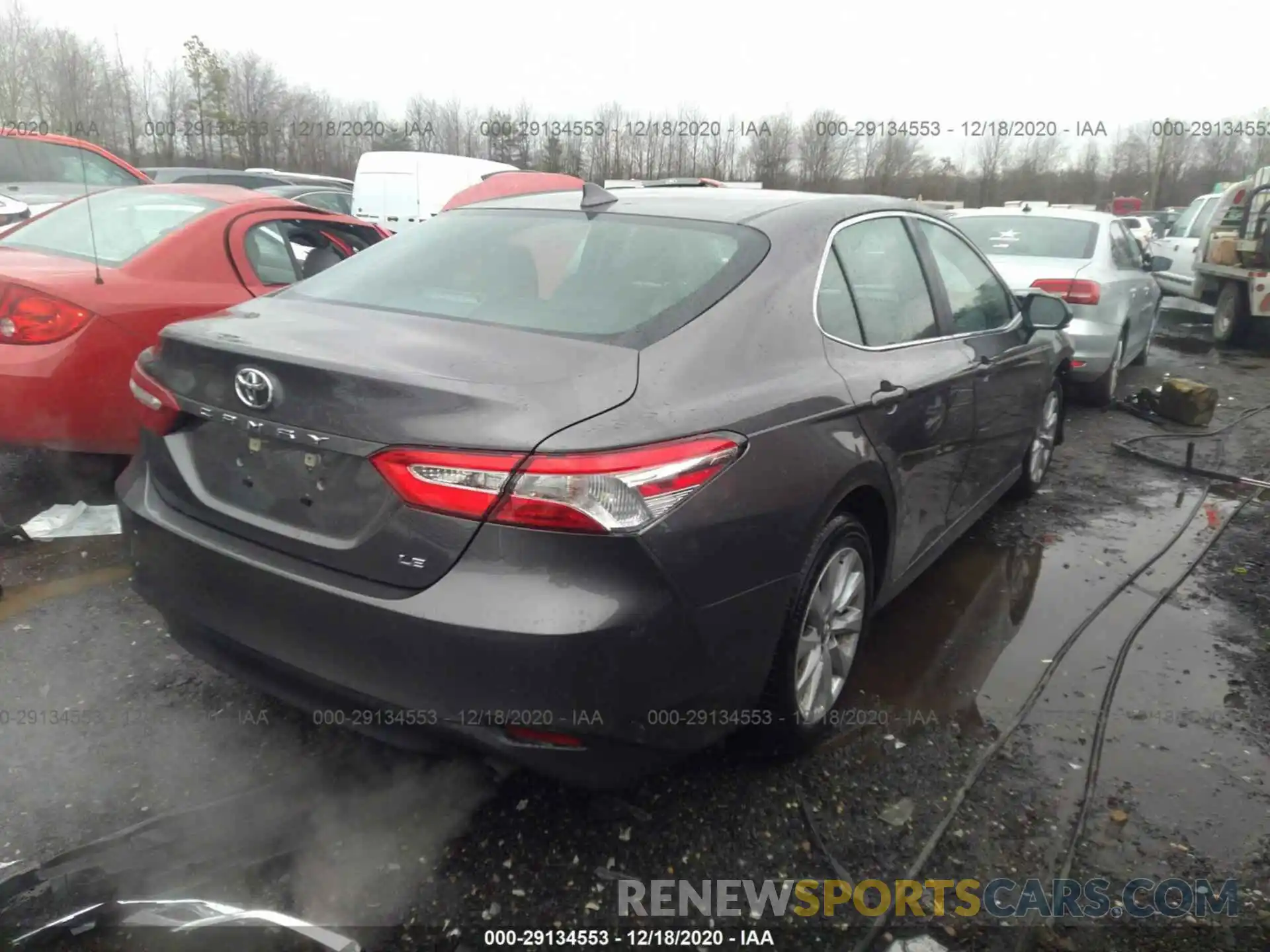 4 Фотография поврежденного автомобиля 4T1B11HK4KU289487 TOYOTA CAMRY 2019