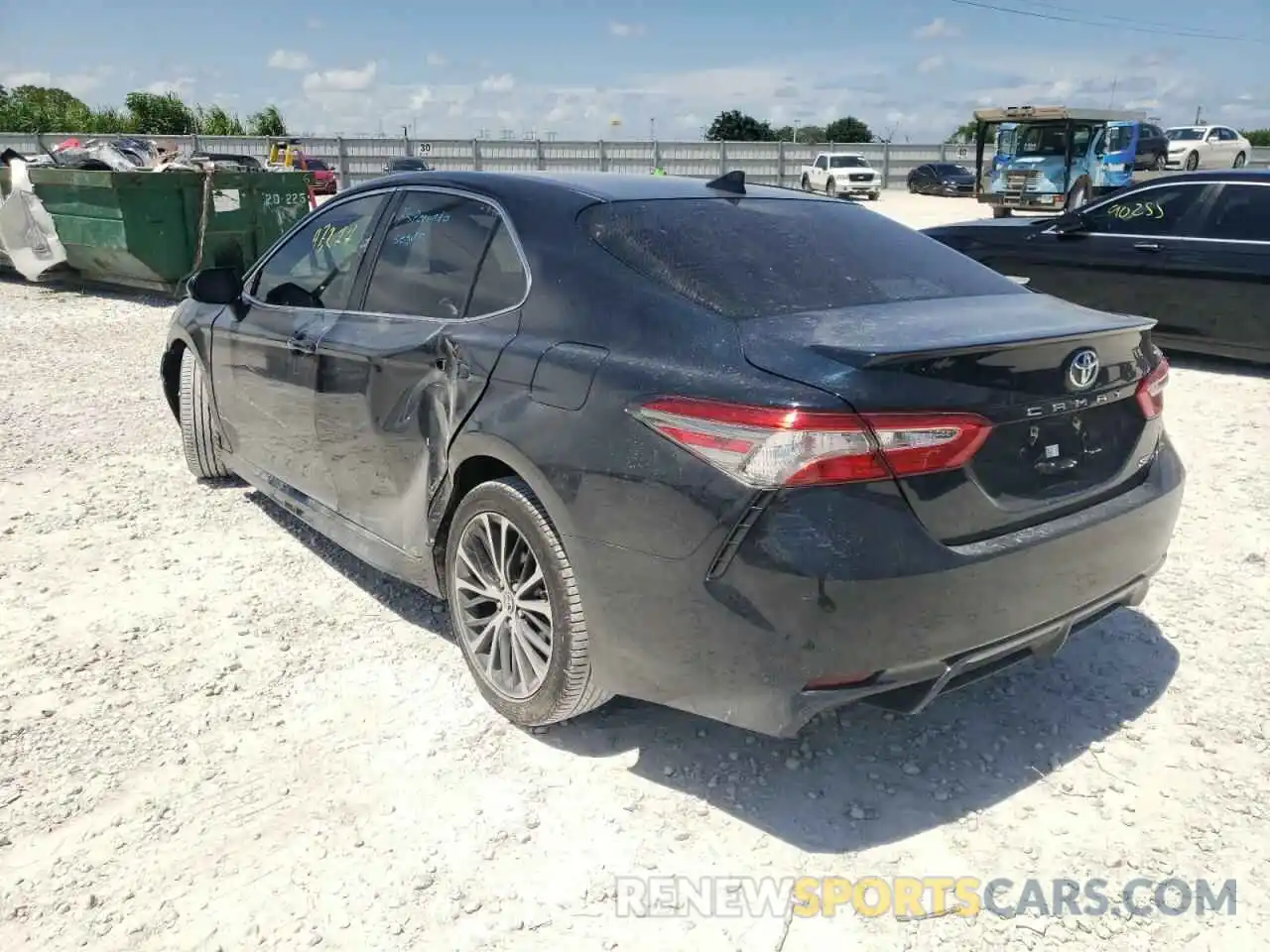 3 Photograph of a damaged car 4T1B11HK4KU290512 TOYOTA CAMRY 2019